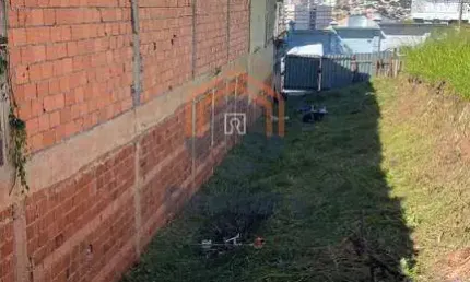 Terreno à venda na Rua Professor Darci Camargo Franchi, Vila Galvão, Jundiaí