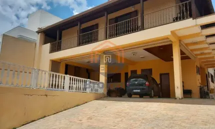 Casa com 7 quartos à venda na Avenida Humberto Cereser, Caxambu, Jundiaí