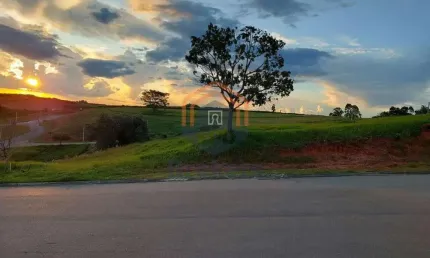 Terreno à venda na Avenida Alberto João Luchesi, Caxambu, Jundiaí