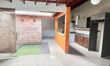 Vendo Linda casa no Residencial Terra Nova VARZEA Grande