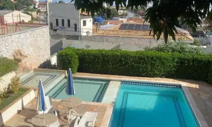 Apartamento com 150 metros quadrados localizado no edificio burle max, proximo da avenida mato grosso