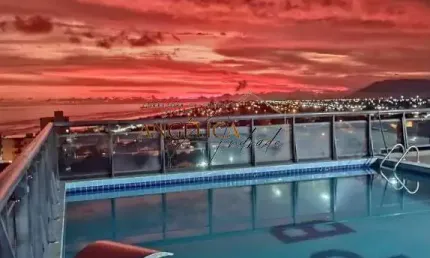 Apartamento com 1 dormitório e área de lazer no Balneário Itaóca, Mongaguá/SP