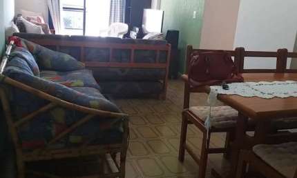 LOCAÇÃO FIXA! Apartamento com 2 dorm perto do mar, no Centro - MOngaguá/SP