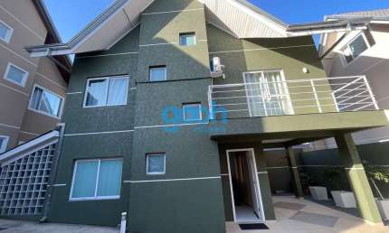 Sobrado (Triplex) Alto Padrão - Completamente Mobiliado