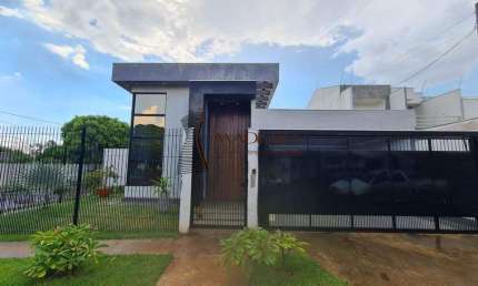 Casa à venda, 3 quartos, 3 suítes, 3 vagas, Jardim Tropical - Maringá/PR