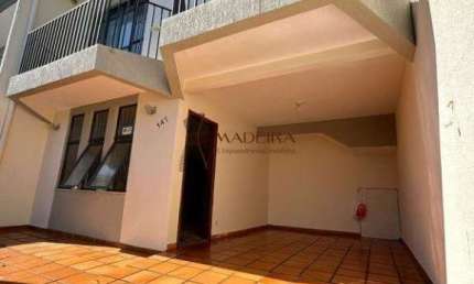 Sobrado à venda, 3 quartos, 1 suíte, 2 vagas, Conjunto Habitacional Karina - Maringá/PR