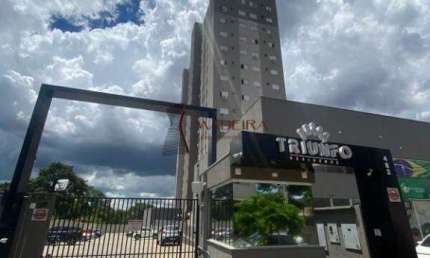 Apartamento com 2 quartos à venda na Zona 06, Maringá 