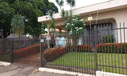 Casa à venda, 3 quartos, 1 suíte, 5 vagas, Zona 06 - Maringá/PR