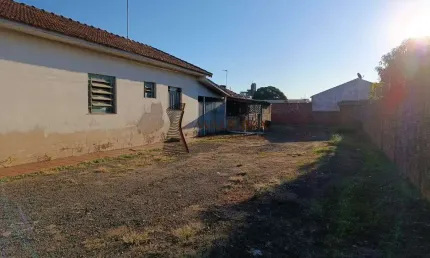 Terreno à venda na Vila Santo Antônio, Maringá 