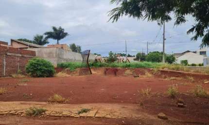 Terreno à venda no Jardim Campo Belo, Maringá 