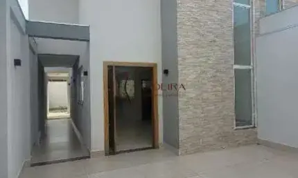 Casa com 3 quartos à venda no Conjunto Habitacional Karina, Maringá 