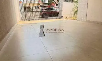 Casa com 3 quartos à venda no Jardim Alvorada, Maringá 