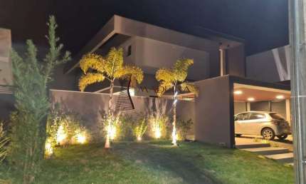 LINDO SOBRADO A VENDA SENDO 4 SUITE NO CONDOMÍNIO ECOGARDEN EM MARINGÁ-PR