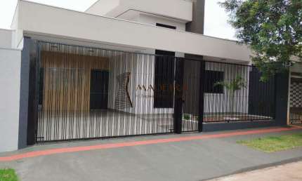 Casa com 3 quartos à venda no Parque das Laranjeiras, Maringá 