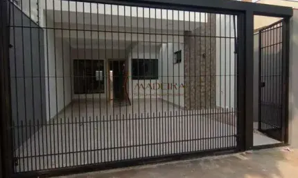 Casa com 3 quartos à venda no Parque Hortência, Maringá 