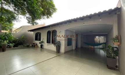 Ampla casa no Conjunto Residencial Thais, Maringá-PR – Seu novo lar te espera!