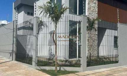 Sobrado à venda, 3 quartos, 3 suítes, 2 vagas, Bom Jardim - Maringá/PR