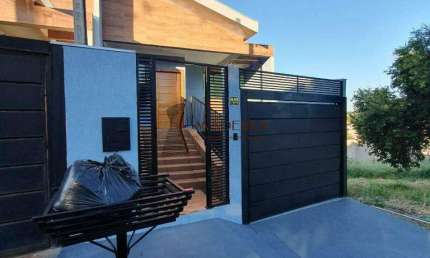 VENDE-SE CASA NO JARDIM NOVA ALIANÇA EM MANDAGUAÇU PR