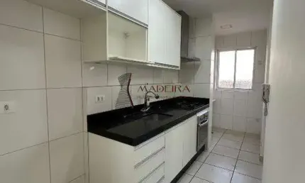 Apartamento com 2 quartos para alugar na Zona 07, Maringá 