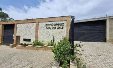 Terreno de 200 m2 no condominio sol do vale em vila velha-es.