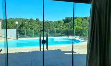 Casa 863.00 m2 de área total no residencial vale do luar- guarapari-es