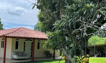 Chácara 5.123 m2 de área total com 2 casas em corrego sete- vila velha-es