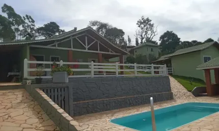 Chácara / sítio à venda no Centro, Brazópolis  por R$ 660.000