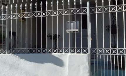 Casa com 3 quartos à venda em Santana, São José dos Campos  por R$ 740.000