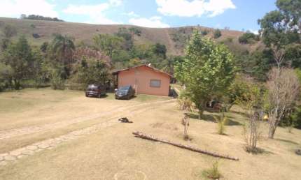 Chácara / sítio com 3 quartos à venda no Centro, São Luiz do Paraitinga  por R$ 1.800.000