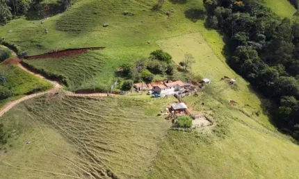 Chácara / sítio com 1 quarto à venda no centro, sapucaí-mirim  por r$ 1.200.000