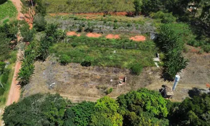 Chácara / sítio à venda no Centro, Paraibuna  por R$ 365.000