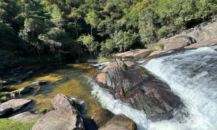 Chácara / sítio com 3 quartos à venda em Pouso Alto, Natividade da Serra  por R$ 750.000
