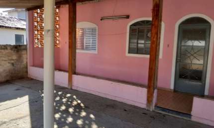 Casa com 1 quarto à venda no Jardim Altos de Santana, São José dos Campos  por R$ 350.000