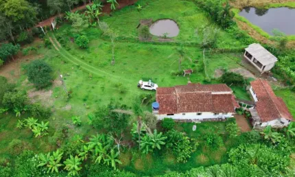 Chácara / sítio com 4 quartos à venda na Zona Rural, Brazópolis  por R$ 580.000