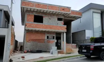 Casa com 4 quartos à venda no Condomínio Residencial Mantiqueira, São José dos Campos  por R$ 950.000