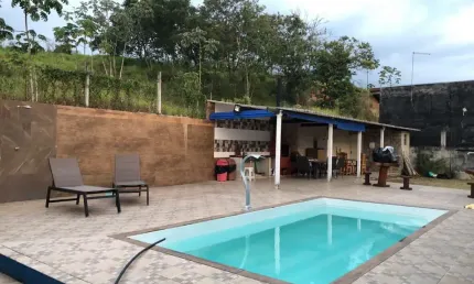 Chácara / sítio com 3 quartos à venda na Chácara Marambaia, Caçapava  por R$ 795.000