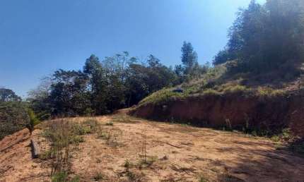 Chácara / sítio à venda no Bairro Ilhéus, Paraibuna  por R$ 225.000