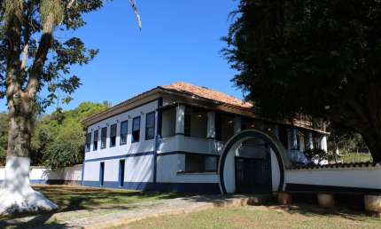 Fazenda com 3 salas à venda no Centro, Guaratinguetá  por R$ 5.500.000
