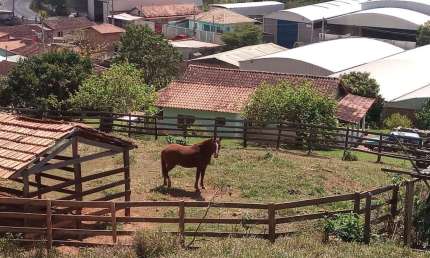 Chácara / sítio com 3 quartos à venda na Zona Rural, Lambari  por R$ 990.000
