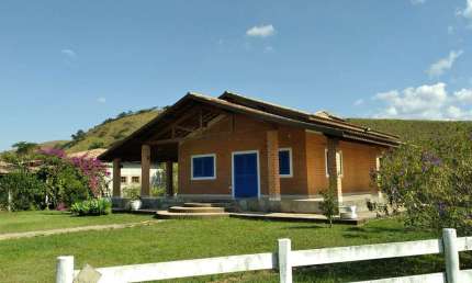Chácara / sítio com 2 quartos à venda na Zona Rural, Monteiro Lobato  por R$ 880.000
