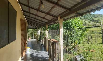 Chácara / sítio com 2 quartos à venda no Centro, Paraibuna  por R$ 780.000