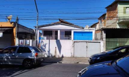 Casa com 1 quarto à venda em Santana, São José dos Campos  por R$ 480.000