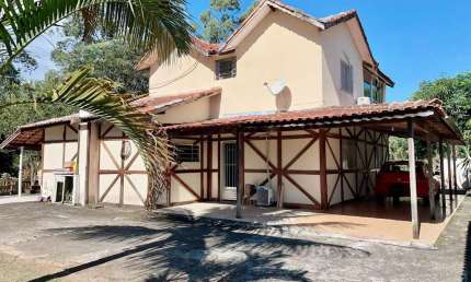 Chácara / sítio com 3 quartos à venda em Santana, São José dos Campos  por R$ 750.000