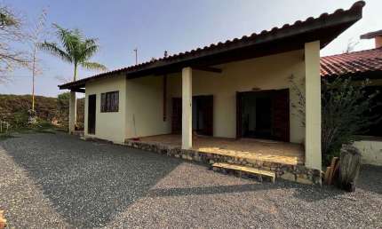 Chácara / sítio com 3 quartos à venda em Santana, São José dos Campos  por R$ 990.000