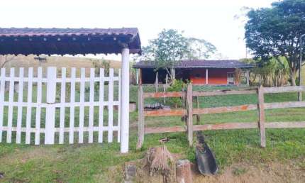 Chácara / sítio com 1 quarto à venda no Centro, Monteiro Lobato  por R$ 450.000