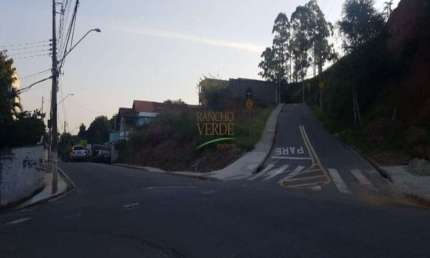 Terreno à venda na Vila Dirce, São José dos Campos  por R$ 390.000