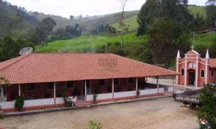 Chácara / sítio com 5 quartos à venda no Centro, Natividade da Serra  por R$ 550.000