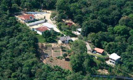 Chácara / sítio com 3 quartos à venda no Centro, Embu-Guaçu  por R$ 1.200.000