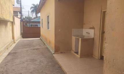 Casa com 3 quartos à venda em Santana, São José dos Campos  por R$ 490.000