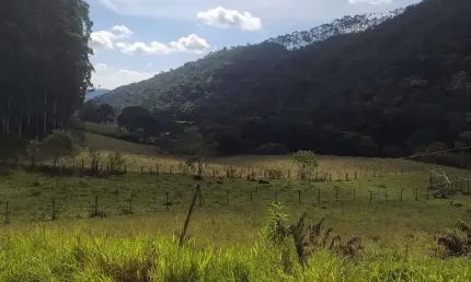 Fazenda com 1 sala à venda no Centro, Paraibuna  por R$ 4.300.000